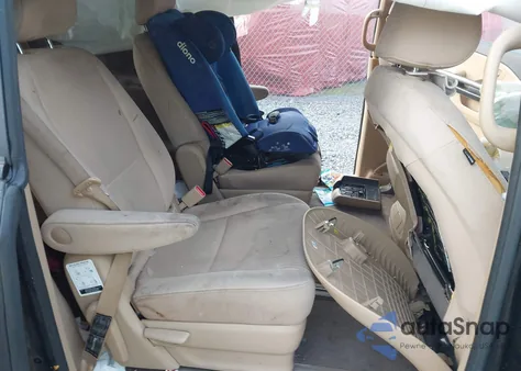 2016 Kia Sedona Lx из США, поврежденный, VIN KNDMB5C13G6179784